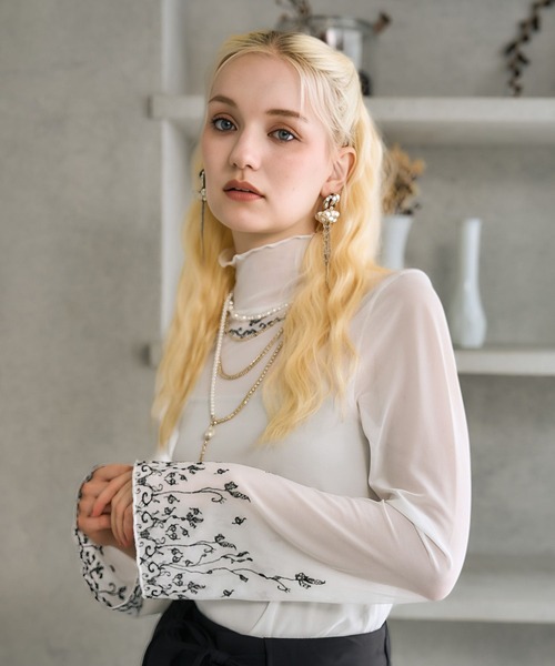 HARE(ハレ)の「【OCCASION】シシュウシアートップス(HARE)(Tシャツ/カットソー・レディース・ブルー/ブラック/ホワイト・FREE)」の20枚目の写真