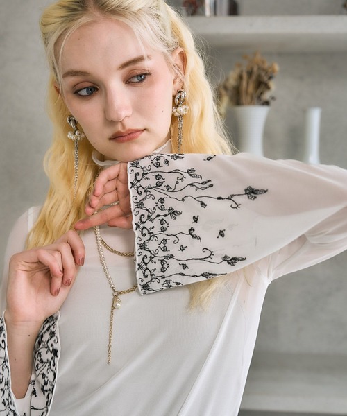 HARE(ハレ)の「【OCCASION】シシュウシアートップス(HARE)(Tシャツ/カットソー・レディース・ブルー/ブラック/ホワイト・FREE)」の21枚目の写真