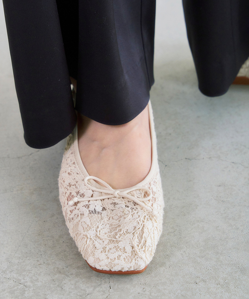 LE TALON(ルタロン)の「スクエアソフトレースバレエ(バレエシューズ・レディース・ブラック×ブラック/アイボリー・25cm/24.5cm/24cm/23.5cm/23cm/22.5cm/22cm)」の22枚目の写真