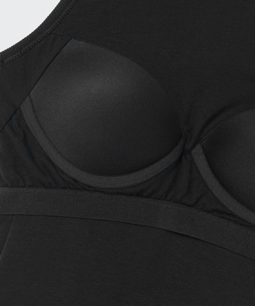 MUSINSA STANDARD WOMAN（ムシンサスタンダードウーマン）の「ウィメンズレーサーバッククロップブラタンクトップ[ブラック]（Tシャツ/カットソー・レディース・その他・SMALL/MEDIUM/LARGE/X-SMALL）」の6枚目の写真