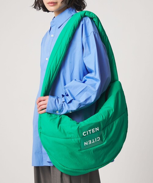 CITEN（シテン）の「＜CITEN＞ハーフムーンビッグショルダー（ショルダーバッグ・レディース・ブラック/ライトグレー/ケリーグリーン・FREE）」の4枚目の写真