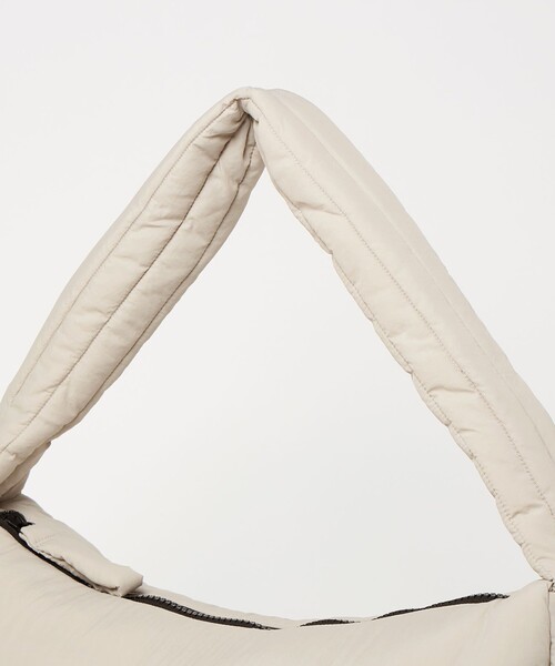 CITEN（シテン）の「＜CITEN＞ハーフムーンビッグショルダー（ショルダーバッグ・レディース・ブラック/ライトグレー/ケリーグリーン・FREE）」の9枚目の写真