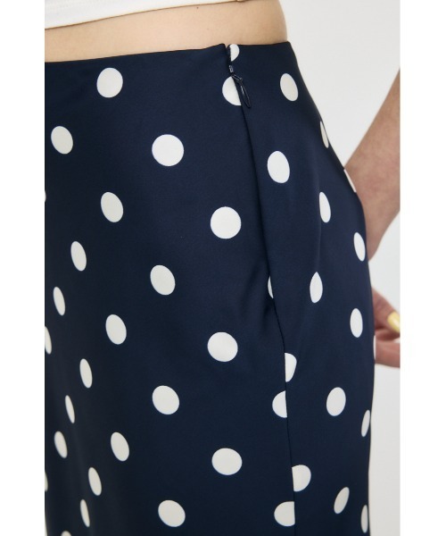 MOUSSY（マウジー）の「【26年SS新作】SATIN DOT スカート（スカート・レディース・ホワイト/ネイビー・2/1）」の11枚目の写真