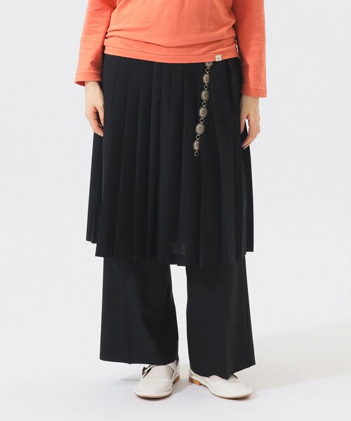 BEAMS BOY（ビームスボーイ）の「ミックス プリーツ スカート（スカート・レディース・グレー/ブラック・1/2）」の2枚目の写真