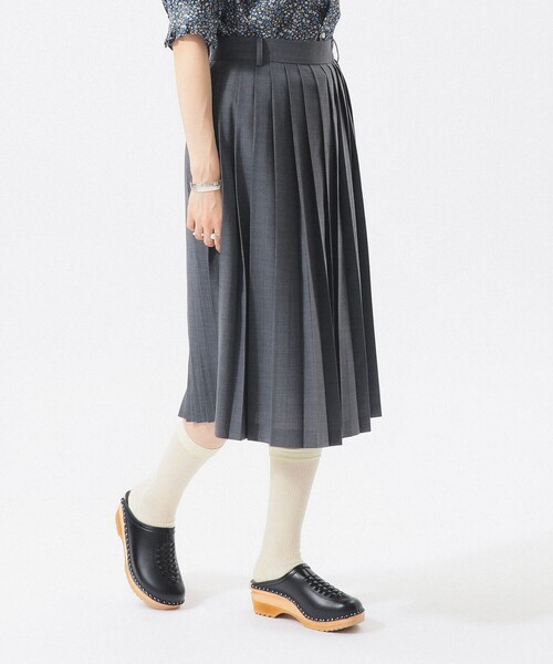 BEAMS BOY（ビームスボーイ）の「ミックス プリーツ スカート（スカート・レディース・グレー/ブラック・1/2）」の14枚目の写真
