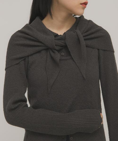 KBF（ケイビーエフ）の「ミニブークレトライアングルスカーフ（バンダナ/スカーフ・レディース・チャコールグレー/アイボリー・ONE）」の15枚目の写真