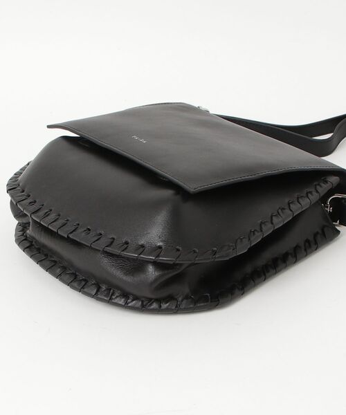 YArKA（ヤーカ）の「【YArKA/ヤーカ】real leather lace up 2way round bottom bag [lumm4] / レースアップ2ウェイラウンドバッグ（ハンドバッグ・レディース・ブラック・FREE）」の21枚目の写真