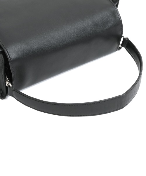 YArKA（ヤーカ）の「【YArKA/ヤーカ】real leather lace up 2way round bottom bag [lumm4] / レースアップ2ウェイラウンドバッグ（ハンドバッグ・レディース・ブラック・FREE）」の8枚目の写真