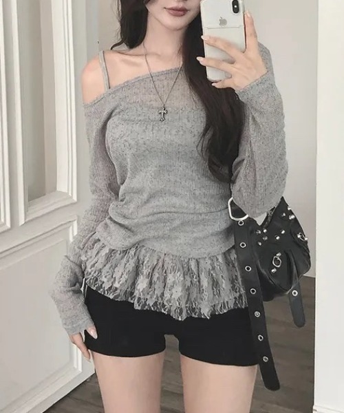 yuue' ( wear )(ユーイ)の「【2点セット】オフショルトップス+レースフリルキャミSET(Tシャツ/カットソー・レディース・グレー/ブラック・FREE)」の16枚目の写真