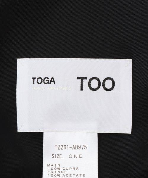 TOGA PULLA(トーガ プルラ)の「TOGA PULLA FRINGE SCARF TZ261-AD975:スカーフ(バンダナ/スカーフ・レディース・アイボリー/ブラック・FREE)」の10枚目の写真