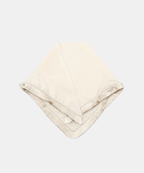TOGA PULLA(トーガ プルラ)の「TOGA PULLA FRINGE SCARF TZ261-AD975:スカーフ(バンダナ/スカーフ・レディース・アイボリー/ブラック・FREE)」の15枚目の写真