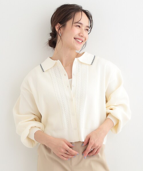 SHOO・LA・RUE(シューラルー)の「襟付きレース風カーディガン(カーディガン/ボレロ・レディース・ブラック/オフホワイト/グレー・00)」の5枚目の写真