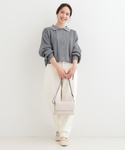 SHOO・LA・RUE(シューラルー)の「襟付きレース風カーディガン(カーディガン/ボレロ・レディース・ブラック/オフホワイト/グレー・00)」の11枚目の写真