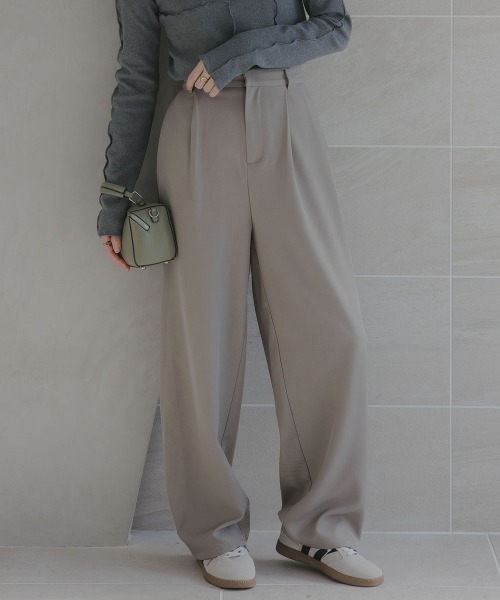 slattgir（スラットジール）の「高身長　サイドタックコクーンパンツ（トールサイズ）Essenave（その他パンツ・レディース・グレイッシュベージュ/グレー・T3L/TLL/TL/TM）」の12枚目の写真
