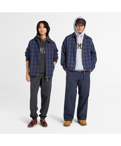 Timberland（ティンバーランド）の「【TOKYO DESIGN COLLECTIVE】ストラザム ボマー プレイド ジャケット ユニセックス（ブルゾン・メンズ・ダークラベンダー・LARGE/XX-LARGE/X-LARGE/SMALL/MEDIUM）」の2枚目の写真