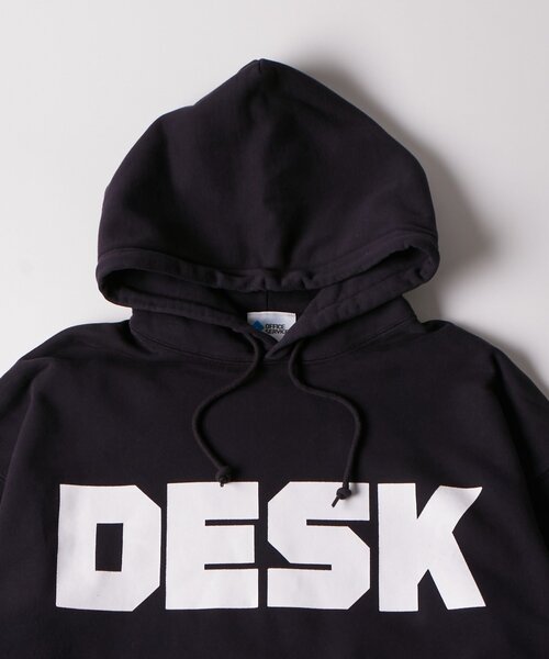 WHO'S WHO gallery（フーズフーギャラリー）の「OFFICE SERVICES DESK parka（パーカー・メンズ・ネイビー・FREE）」の8枚目の写真