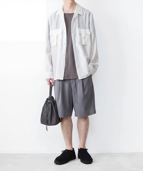 ATTACHMENT(アタッチメント)の「【 直営店・ZOZOTOWN限定 】シンセティックレザー スモールバケットバッグ / SYNTHETIC LEATHER SMALL BUCKET BAG(ショルダーバッグ・メンズ・グレー/ダークブラウン/ブラック・ONE SIZE)」の12枚目の写真