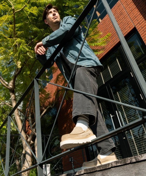 UGG（アグ）の「UGG【アグ】- ローファー メンズ 【MENS ASCOT LUG MustardSeed 1172691-MDSD】（モカシン/デッキシューズ・メンズ・マスタード・27.0cm/26.0cm）」の12枚目の写真