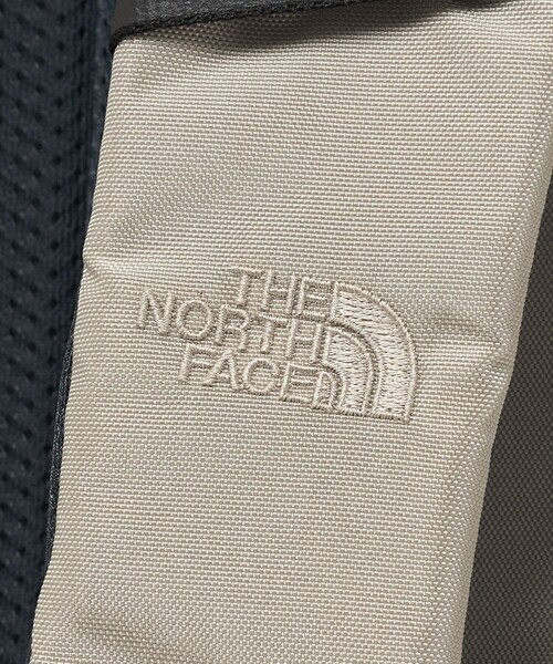 THE NORTH FACE(ザノースフェイス)の「<THE NORTH FACE>マーキュリー 16 リュック(バックパック/リュック・メンズ・ブラック/ナチュラル・FREE)」の16枚目の写真