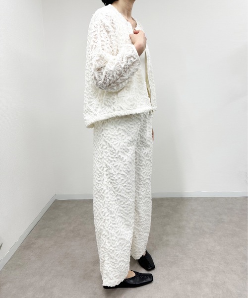 vent blanc(ヴァンブラン)の「denicher デニシェ モノトーンフラワー ジャガード イージーパンツ(その他パンツ・レディース・アイボリー/ブラック・FREE)」の12枚目の写真