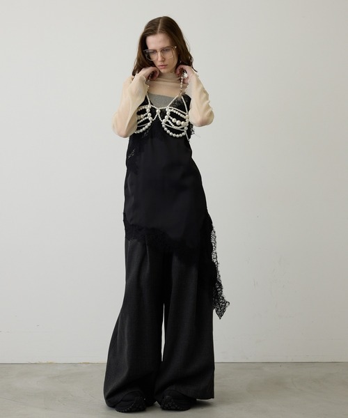 uyu.（ウユ）の「【華やかに揺れる】アシンメトリーレースワンピース（ワンピース・レディース・ブラック×ホワイト/ホワイト×ブラック/ブラック・FREE）」の20枚目の写真