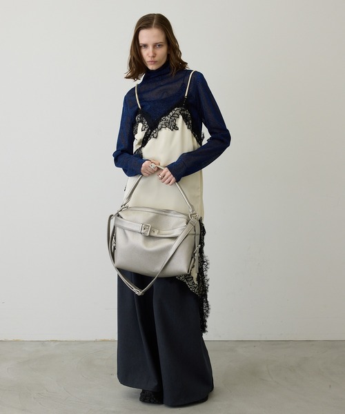 uyu.（ウユ）の「【華やかに揺れる】アシンメトリーレースワンピース（ワンピース・レディース・ブラック×ホワイト/ホワイト×ブラック/ブラック・FREE）」の21枚目の写真