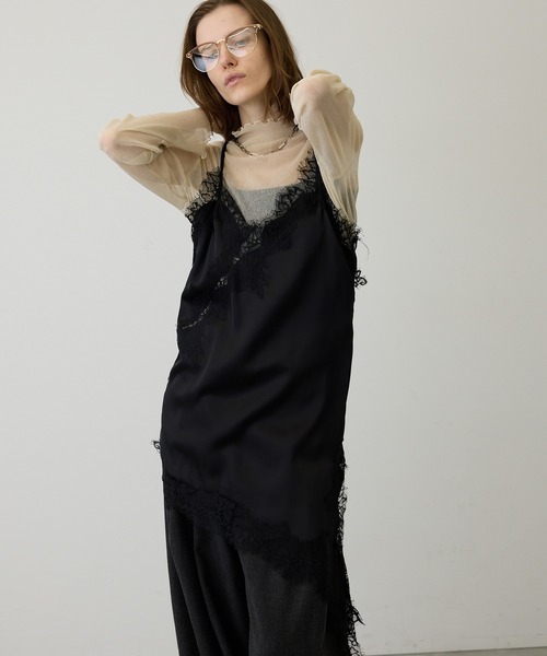 uyu.（ウユ）の「【華やかに揺れる】アシンメトリーレースワンピース（ワンピース・レディース・ブラック×ホワイト/ホワイト×ブラック/ブラック・FREE）」の17枚目の写真