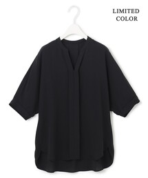 BackSatinAmunzen 5分袖キーネックブラウス