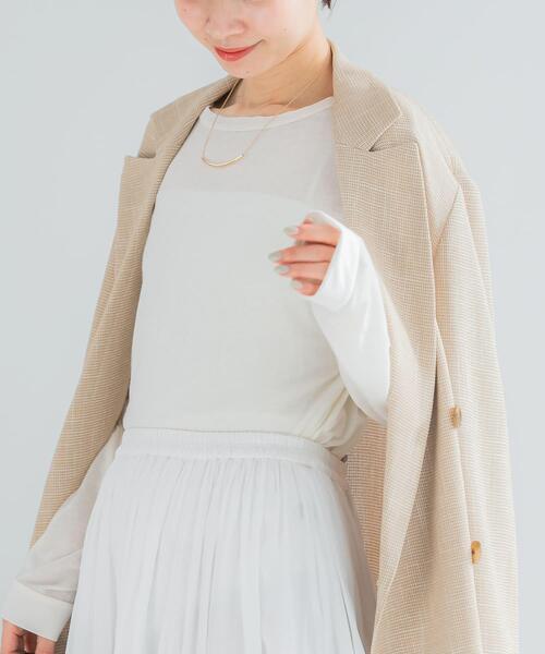 URBAN RESEARCH ROSSO WOMEN（アーバンリサーチ　ロッソ）の「シルク混ドッキングカットソー（Tシャツ/カットソー・レディース・ベージュ系その他/オフホワイト/ブラック・FREE）」の4枚目の写真