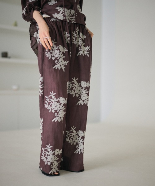 LAULEN(ローレン)の「ramie botanical embroidery wide pants /ラミーボタニカル刺繍ワイドパンツ(その他パンツ・レディース・アイボリー/ブラウン・FREE)」の14枚目の写真