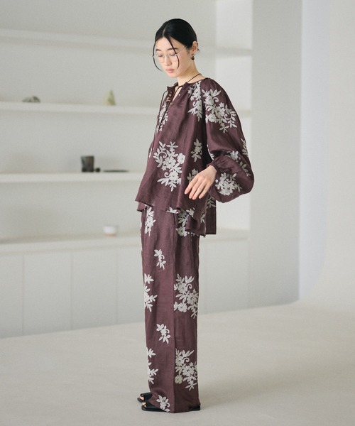 LAULEN(ローレン)の「ramie botanical embroidery wide pants /ラミーボタニカル刺繍ワイドパンツ(その他パンツ・レディース・アイボリー/ブラウン・FREE)」の20枚目の写真