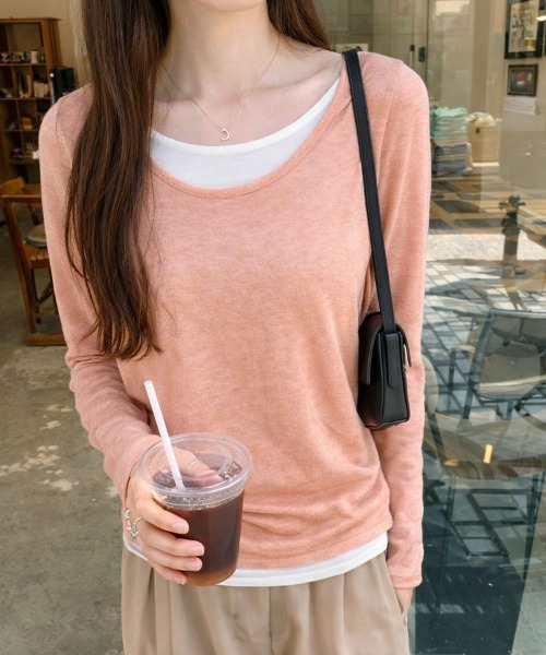 SallyLunn（サリーラン）の「レイヤード風 Uネックとろみカットソー（Tシャツ/カットソー・レディース・イエロー/ピンク/ライトグレー/グレー/ブラック・LARGE/MEDIUM）」の5枚目の写真