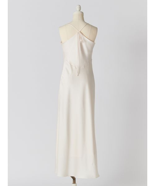 SNIDEL（スナイデル）の「ハンマーサテンキャミワンピース（ワンピース・レディース・ブラック/ブラウン/オフホワイト・1/0）」の10枚目の写真