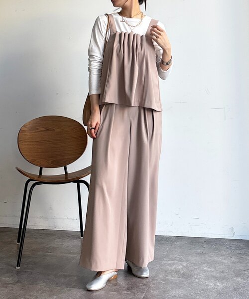 un dix cors（アンディコール）の「フロントタックジレセット（ワンピース・レディース・ブラック/ベージュ/イエロー・FREE）」の2枚目の写真