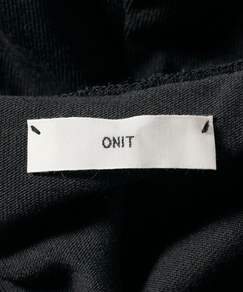 ONIT（オニット）の「＜ONIT＞フーディ ロングスリーブ Tシャツ（Tシャツ/カットソー・レディース・ブラック・2）」の7枚目の写真