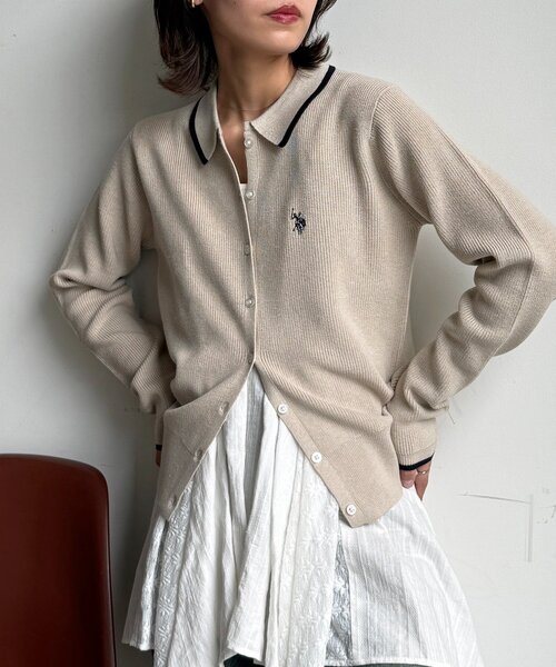 U.S. POLO ASSN.（ユーエスポロアッスン）の「襟付きニットボタンカーディガン（カーディガン/ボレロ・レディース・ネイビー/ピンク/アイボリー/チャコールグレー・FREE）」の2枚目の写真