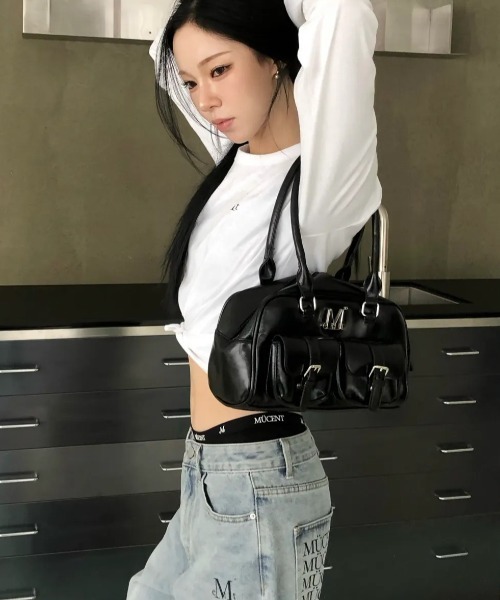 MUCENT（ムセント）の「【日本未発売/WEB限定】MUCENT(ムセント)/バック レタリング ワイド デニムパンツ/NOVA BACK LETTERING WIDE DENIM PANTS（デニムパンツ・レディース・ライトブルー・M/S）」の17枚目の写真