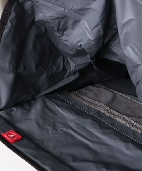 CHROME(クローム)の「CHROME/クローム バックパック BARRAGE 34L TPU 防水 BG368BXRF(バックパック/リュック・メンズ・ブラック・FREE)」の4枚目の写真