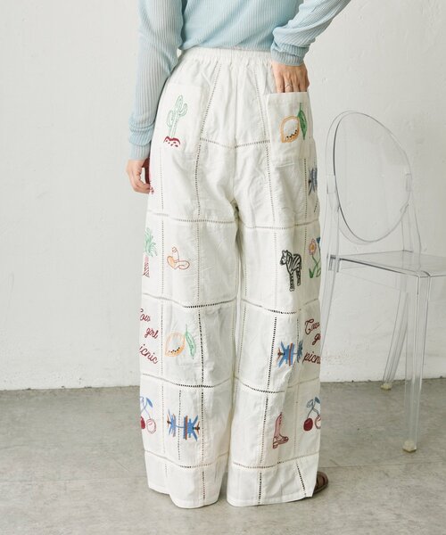 ear PAPILLONNER（イアパピヨネ）の「パッチワーク刺しゅうパンツ【SUM1 STYLE】（その他パンツ・レディース・ブラック/ホワイト・FREE）」の6枚目の写真