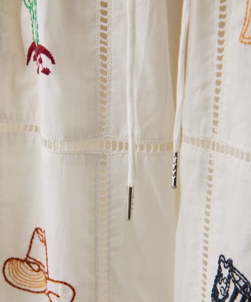 ear PAPILLONNER（イアパピヨネ）の「パッチワーク刺しゅうパンツ【SUM1 STYLE】（その他パンツ・レディース・ブラック/ホワイト・FREE）」の20枚目の写真