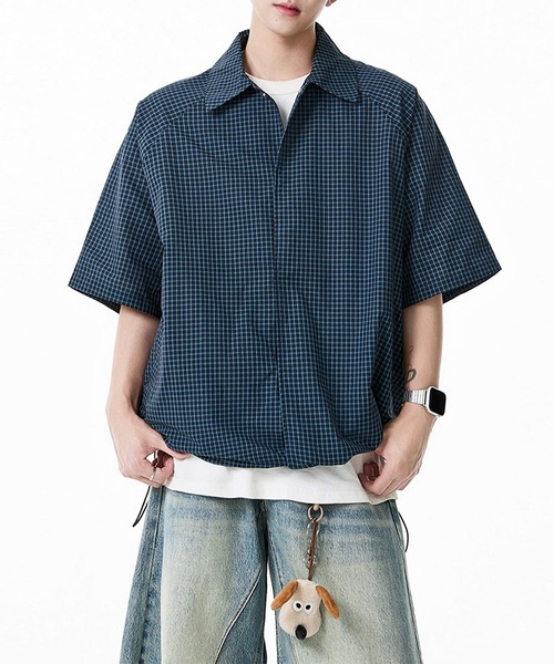 JOHNNY WOLF（ジョニーウルフ）の「LUKE ドローコード 2WAY オーバーサイズ チェック シャツブルゾン（シャツ/ブラウス・メンズ・ブルー/ホワイト/ブラック/ネイビー・M/L）」の6枚目の写真