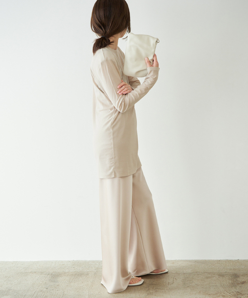 plage（プラージュ）の「《追加》SQUARE SHOULDER Tシャツ 2（Tシャツ/カットソー・レディース・ベージュ/ブラック・FREE）」の15枚目の写真