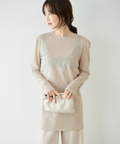 plage（プラージュ）の「《追加》SQUARE SHOULDER Tシャツ 2（Tシャツ/カットソー・レディース・ベージュ/ブラック・FREE）」の17枚目の写真