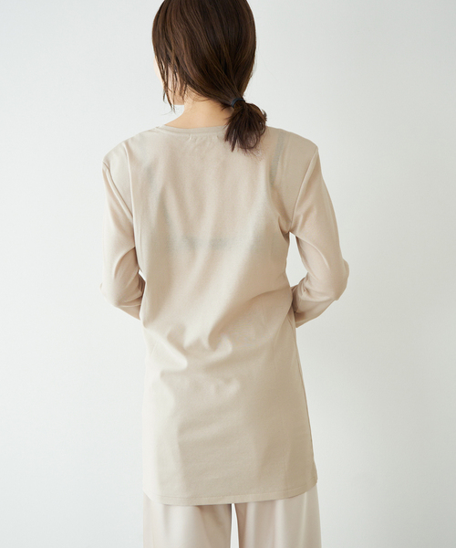 plage（プラージュ）の「《追加》SQUARE SHOULDER Tシャツ 2（Tシャツ/カットソー・レディース・ベージュ/ブラック・FREE）」の20枚目の写真