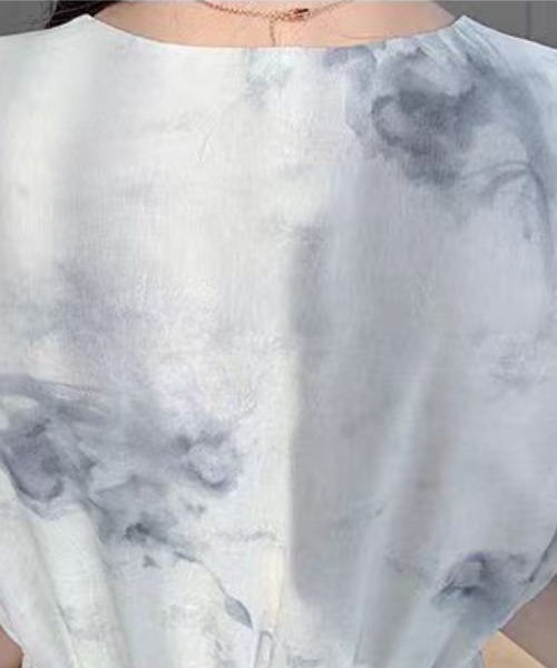 LUCPY(ラクピー)の「シアーフラワープリントウエストマークワンピース(ワンピース・レディース・ホワイト・X-LARGE/LARGE/MEDIUM/SMALL)」の4枚目の写真