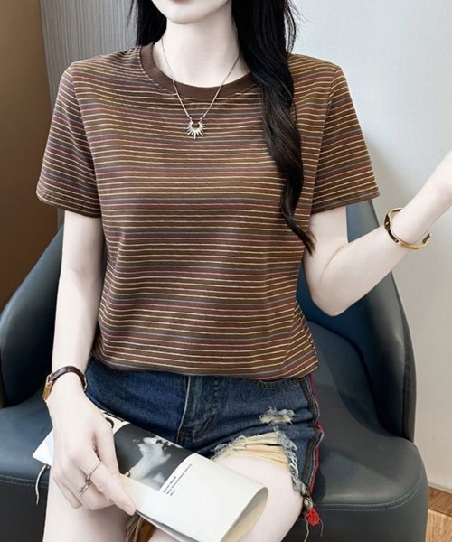 mielu(ミエル)の「マルチボーダーコンパクトTシャツ(Tシャツ/カットソー・レディース・ブラウン・LARGE/MEDIUM)」の2枚目の写真