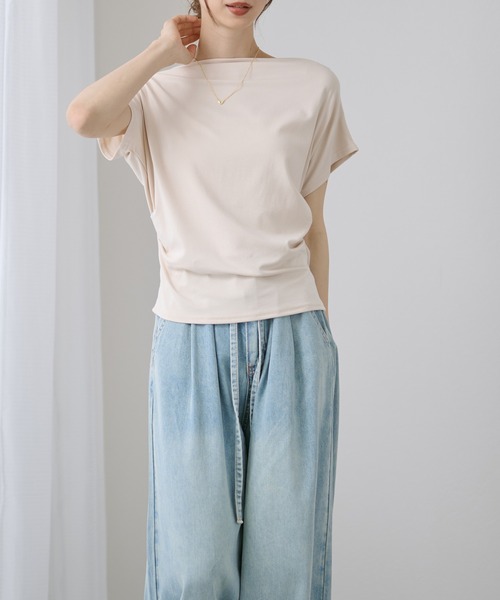 DAYRA(デイラ)の「ドレープ 半袖 ボートネック カットソー(Tシャツ/カットソー・レディース・グリーン/アイボリー/イエロー/ブラック/グレー/ホワイト・FREE)」の13枚目の写真
