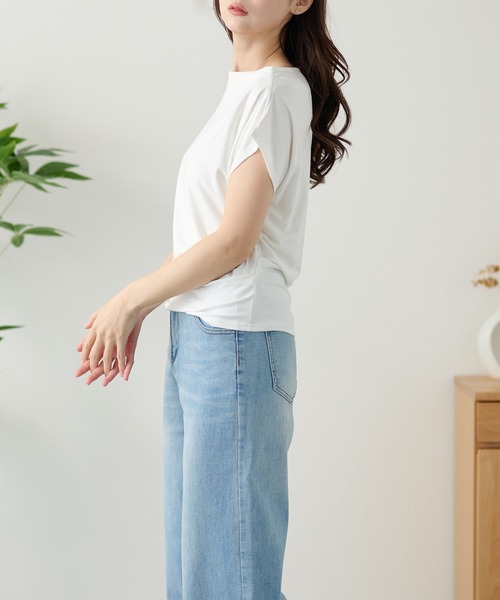 DAYRA(デイラ)の「ドレープ 半袖 ボートネック カットソー(Tシャツ/カットソー・レディース・グリーン/アイボリー/イエロー/ブラック/グレー/ホワイト・FREE)」の20枚目の写真
