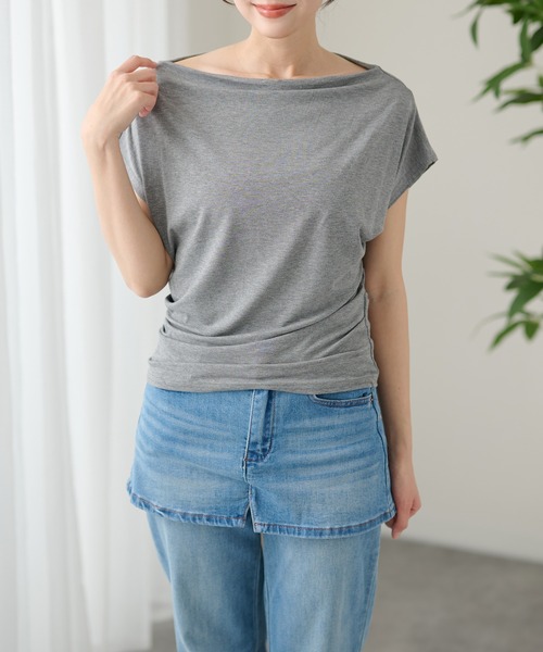 DAYRA(デイラ)の「ドレープ 半袖 ボートネック カットソー(Tシャツ/カットソー・レディース・グリーン/アイボリー/イエロー/ブラック/グレー/ホワイト・FREE)」の22枚目の写真