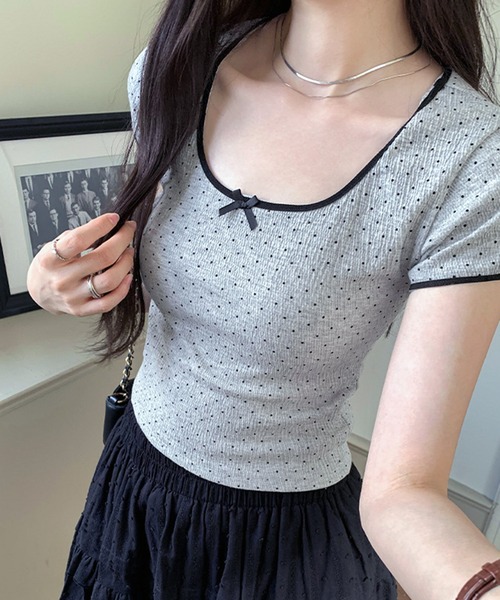 lulufa(ルルファ)の「リボン付き ドット柄Tシャツ 配色パイピング/韓国ガーリースタイル(Tシャツ/カットソー・レディース・アイボリー/グレー・LARGE/MEDIUM)」の4枚目の写真
